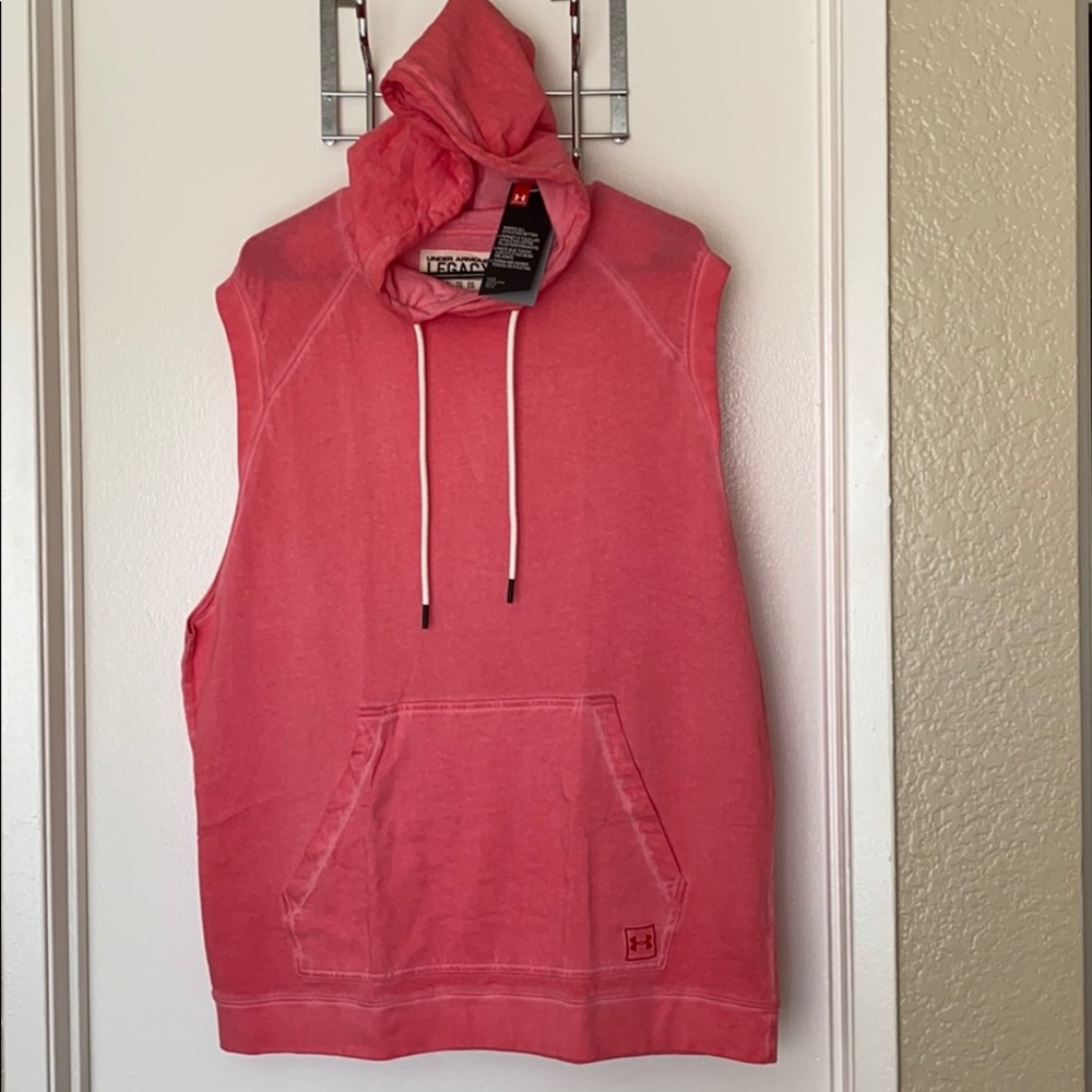 NWT Men’s Under Armour Hooded Vest